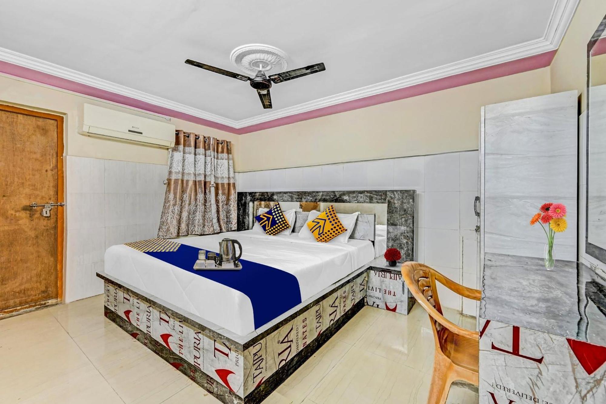 Spot On Svr Grand Hotel Vijayawāda Екстериор снимка