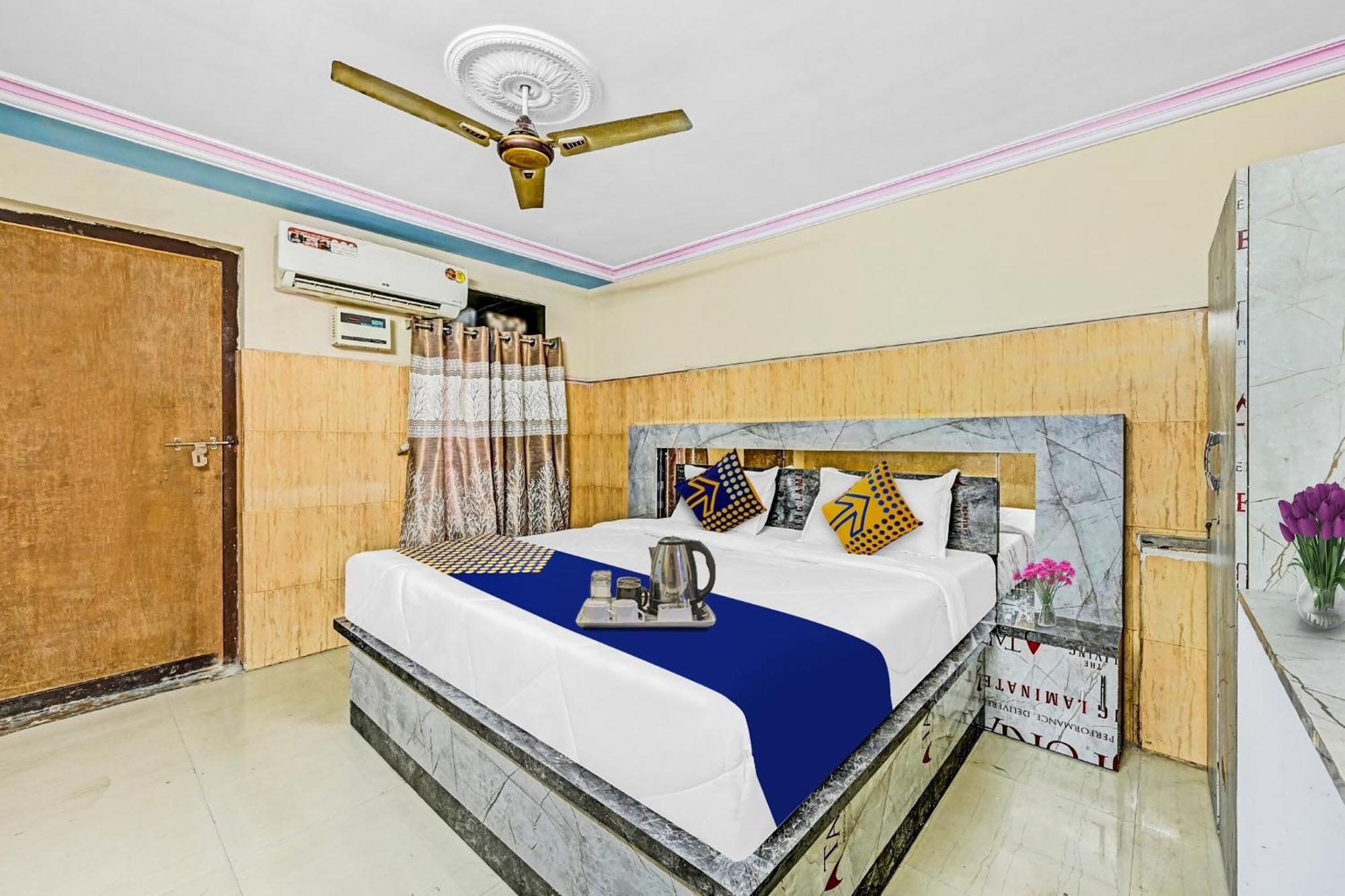 Spot On Svr Grand Hotel Vijayawāda Екстериор снимка