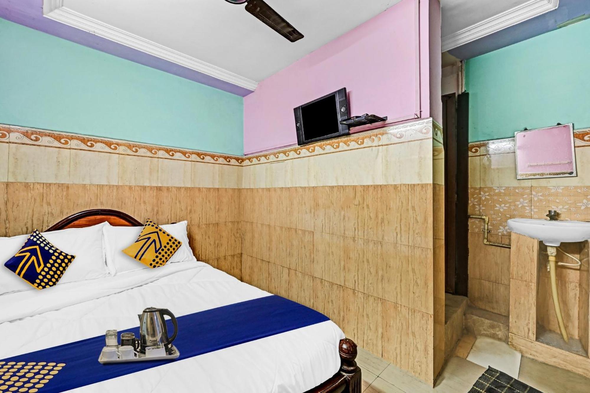 Spot On Svr Grand Hotel Vijayawāda Екстериор снимка