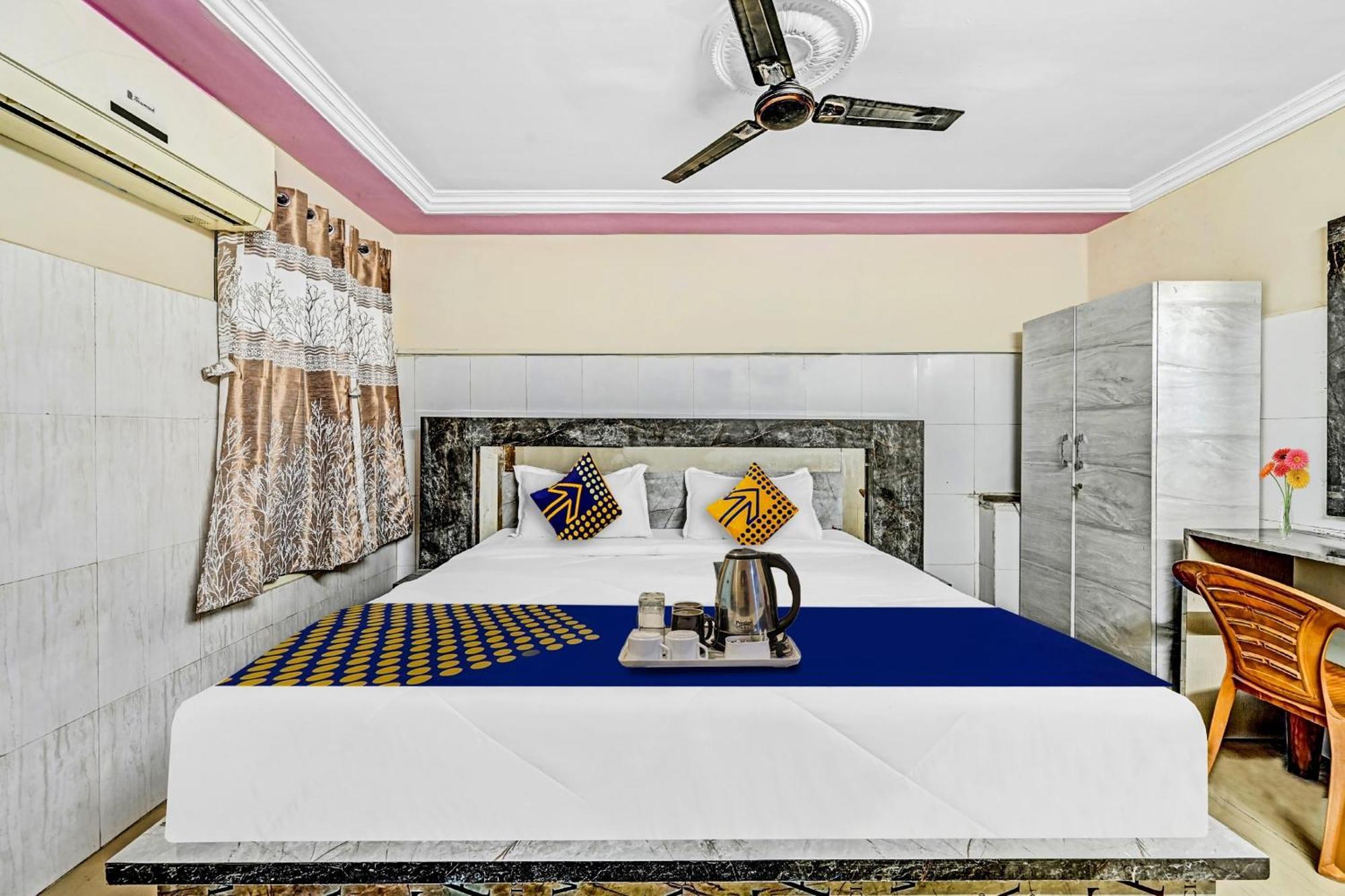 Spot On Svr Grand Hotel Vijayawāda Екстериор снимка